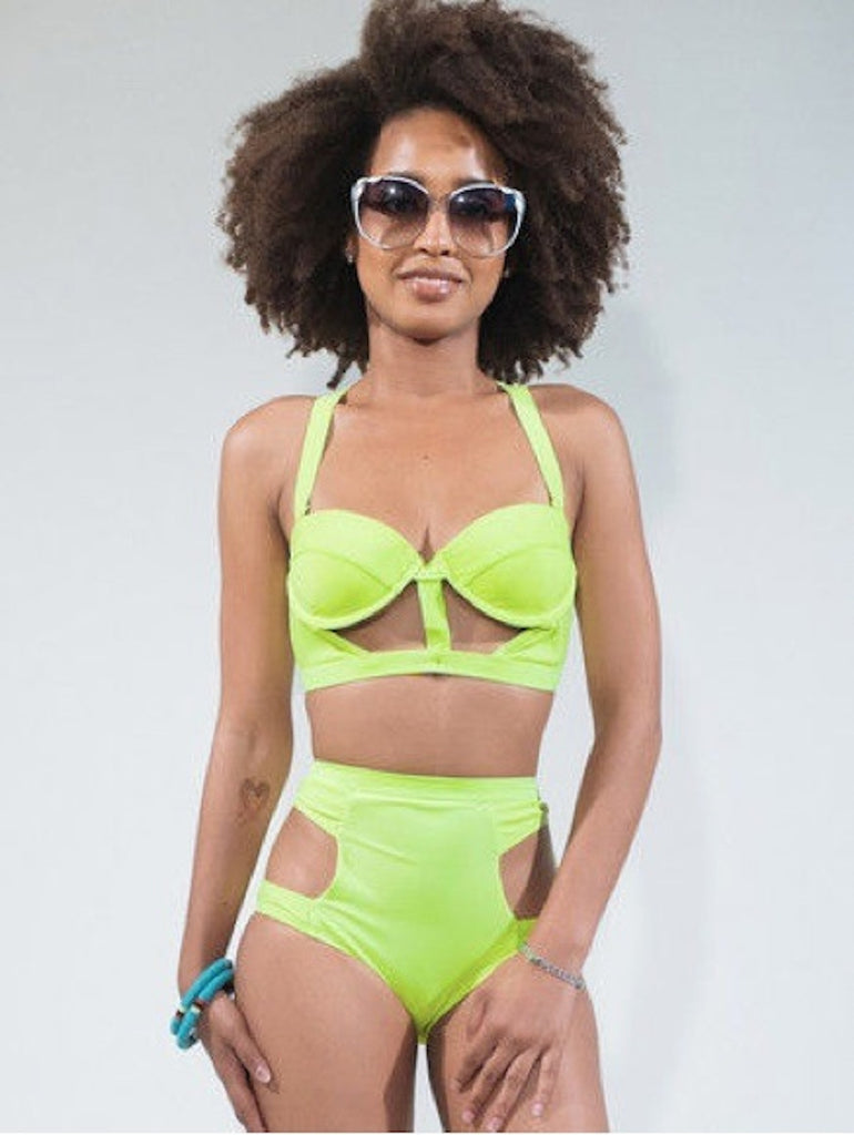 yana bikini on model